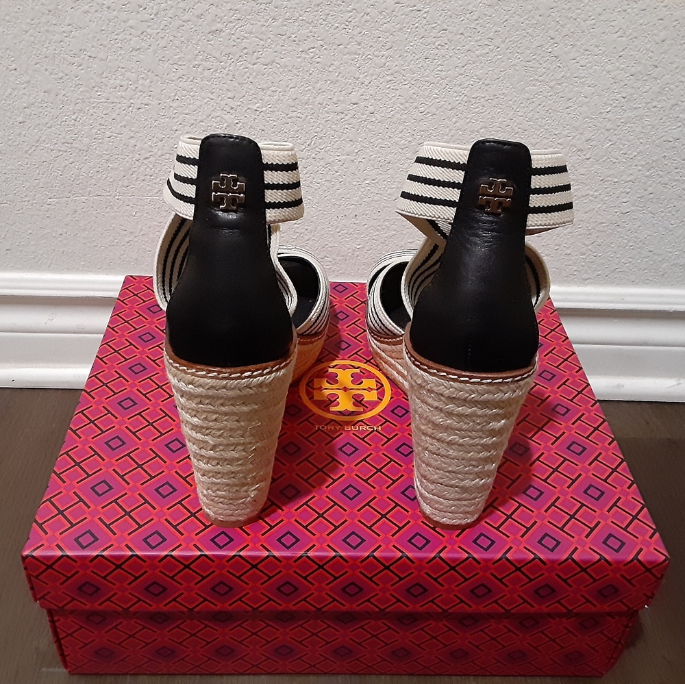 Tory Burch - Picture 3 of 4